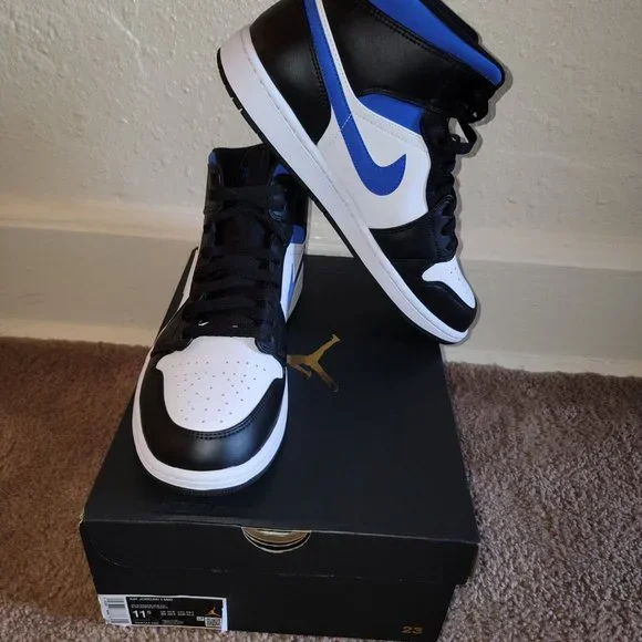 Air Jordan 1 Mid